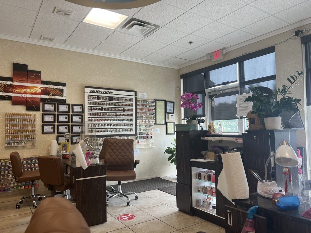 MIRACLE NAILS Updated August 2024 212 Photos & 160 Reviews 356