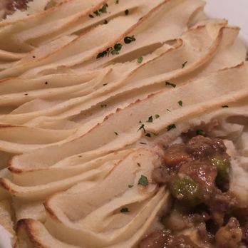 Fox's Restaurant & Pub - Shepherds Pie - Pizza Near Me - Oak Lawn, Illinois