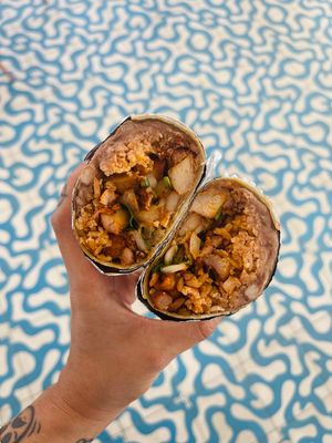Gogo’s Tacos by null