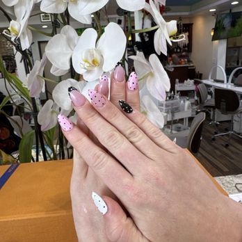 PB Luxury Nails - Nail Salons Near Me - San Diego, California PB Luxury Nails - Nail Salons Near Me - San Diego, California