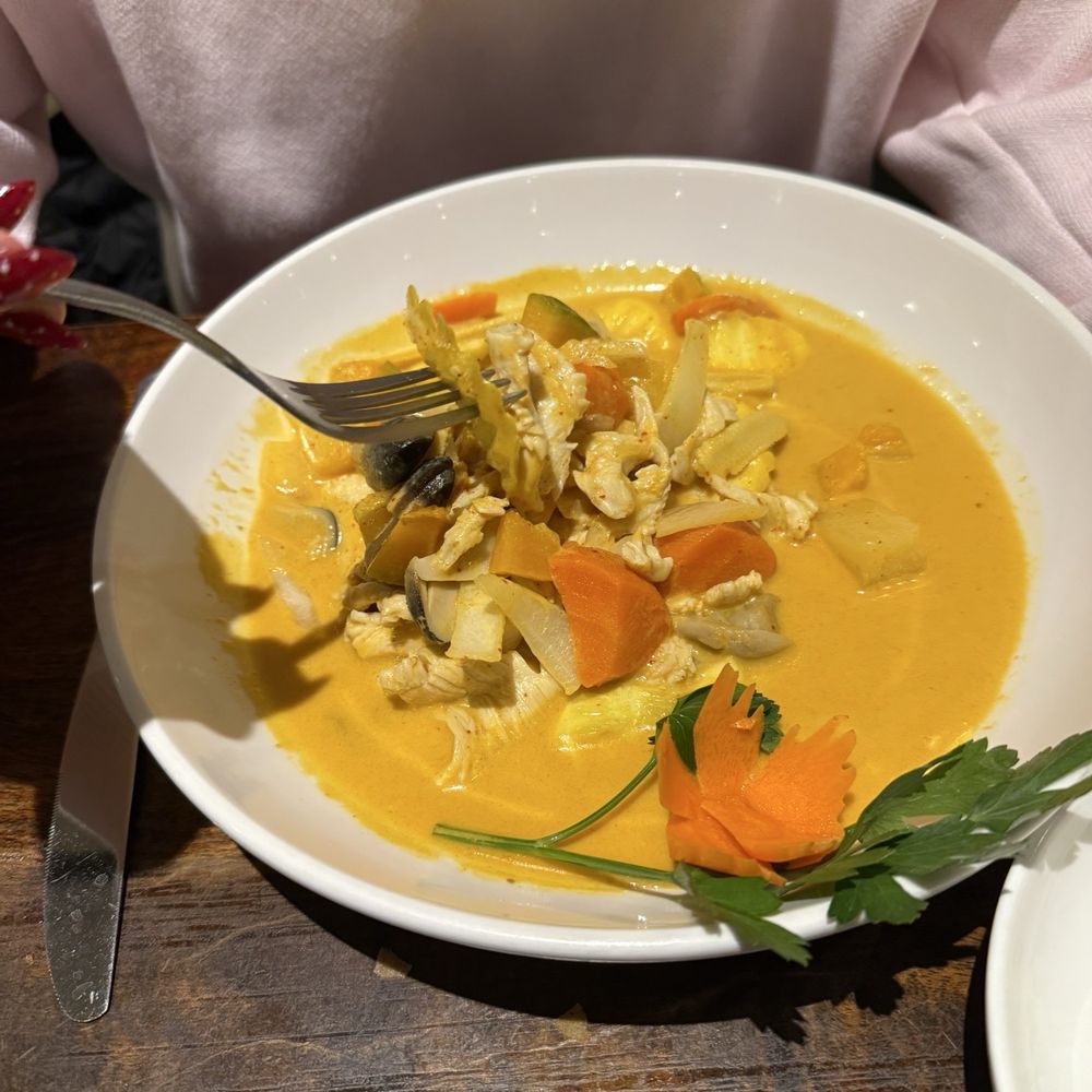 Yellow Curry Yellow Curry