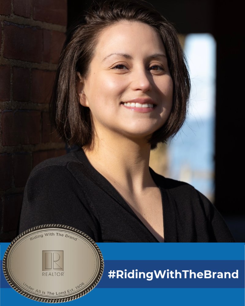 ERICA BUENO REALTORKELLER WILLIAMS CITYWIDE Contact Agent 17