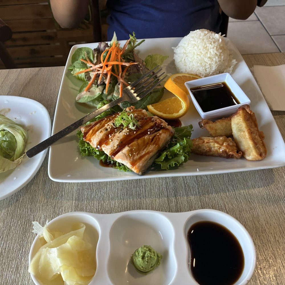 salmon teriyaki lunch special salmon teriyaki lunch special