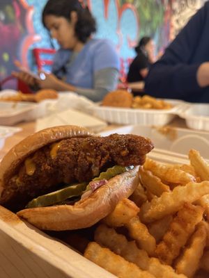 Dave's Hot Chicken by null