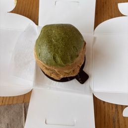Matcha Cream Puff