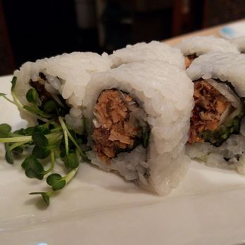Yanagi Sushi - Salmon skin roll - Japanese Near Me - Honolulu, Hawaii