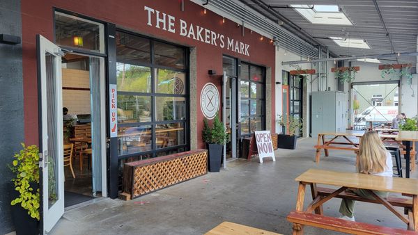 The Baker's Mark by null