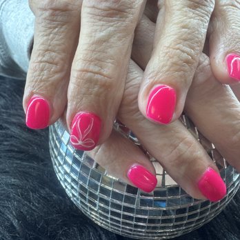 Retro Spa & Nails - Nail Salons Near Me - Rockingham, North Carolina