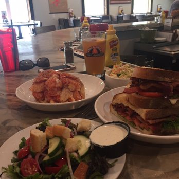 1750 Taphouse - Lobster Roll, BLT and Garden Salad - Pizza Near Me - Bedford, New Hampshire