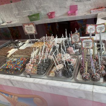 Sloan's - Los Angeles - Ice Cream & Frozen Yogurt Near Me - Los Angeles, California Sloan's - Los Angeles - Ice Cream & Frozen Yogurt Near Me - Los Angeles, California