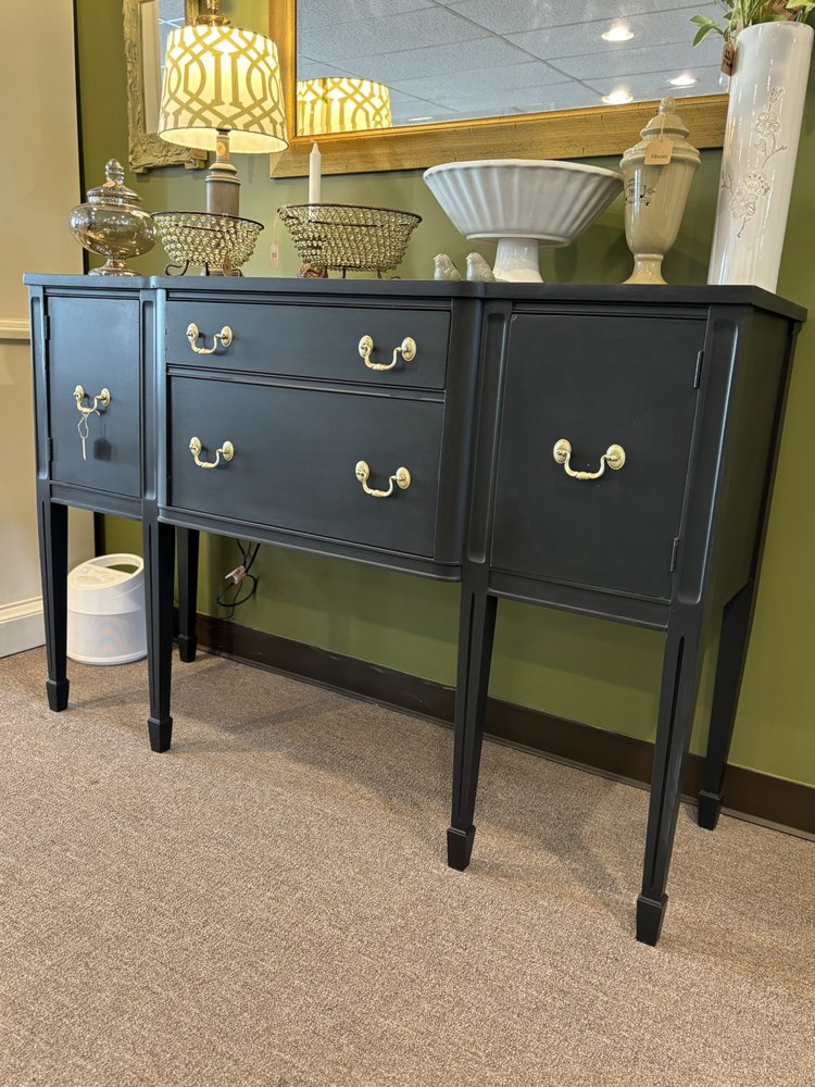 BLOOM FURNITURE AND INTERIORS Updated October 2024 18 Cockeysville