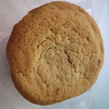Sweet Treats Delight Bakery - Chocolate chip cookie - Bakeries Near Me - Queens, New York