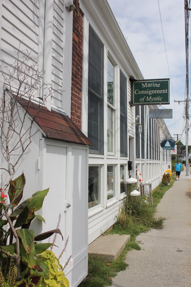 MARINE CONSIGNMENT OF MYSTIC 12 Photos 15 Holmes St, Stonington