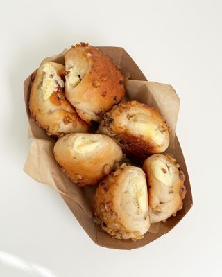 Paris Baguette by null