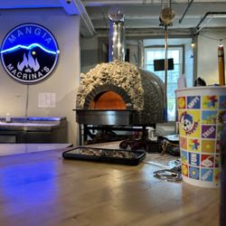 Mangia Macrina's Wood Fired Pizza