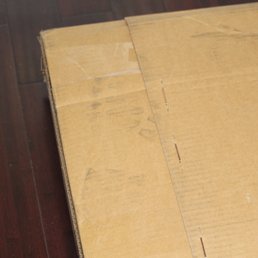 Footprint. Guess they climbed on the box? Footprint. Guess they climbed on the box?