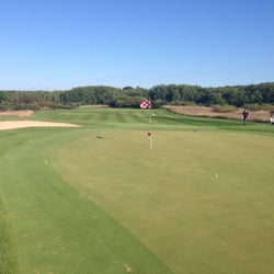 Heathlands Golf Course - #2 green