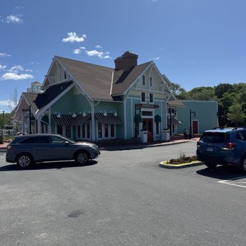 Cuffy's - Men's Clothing Near Me - West Dennis, Massachusetts