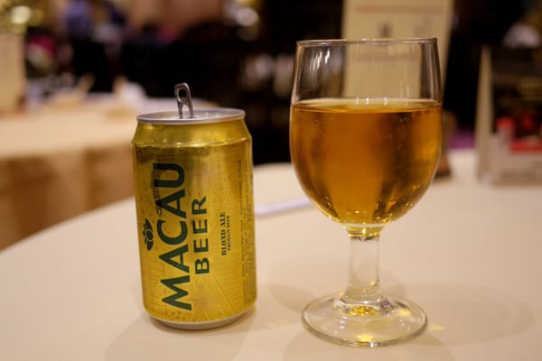 鏞記酒家 Yung Kee Restaurant by null