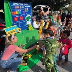 Harper School - Trunk-or-treat!