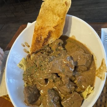 Crazy Cooks - Beef and mushroom Stroganoff with garlic toast. - Sandwiches Near Me - Davie, Florida