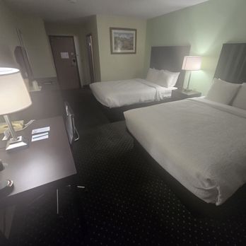 Quality Inn & Suites South - Quality Inn and Suites Sioux Falls South. Very clean room. - Hotels Near Me - Sioux Falls, South Dakota Quality Inn & Suites South - Quality Inn and Suites Sioux Falls South. Very clean room. - Hotels Near Me - Sioux Falls, South Dakota