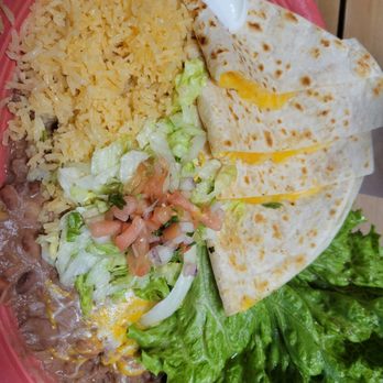 Acapulco - Cheese quesadilla plate - Mexican Near Me - Waipahu, Hawaii Acapulco - Cheese quesadilla plate - Mexican Near Me - Waipahu, Hawaii