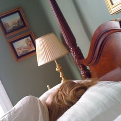 Walnut Lane Inn - Room 1