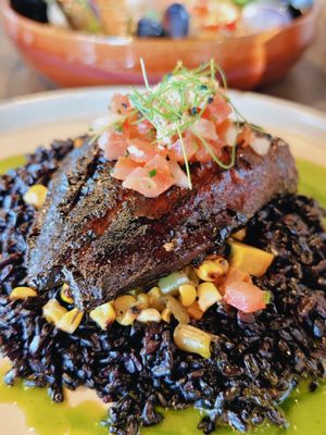 Woven Seafood & Chophouse by null