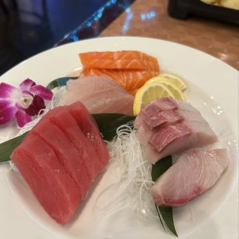 Soho Sushi - Large Sashimi (15 pieces) ~ $37.95 - Japanese Near Me - Rancho Cordova, California Soho Sushi - Large Sashimi (15 pieces) ~ $37.95 - Japanese Near Me - Rancho Cordova, California