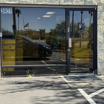 Goodwill Donation Xpress - Outside - Donation Center Near Me - Orlando, Florida Goodwill Donation Xpress - Outside - Donation Center Near Me - Orlando, Florida