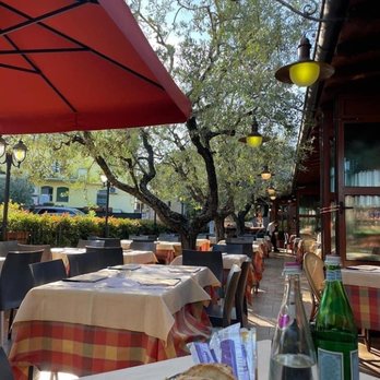 Pizzeria La Foresta - Pizza Near Me - Sirmione, BS Pizzeria La Foresta - Pizza Near Me - Sirmione, BS