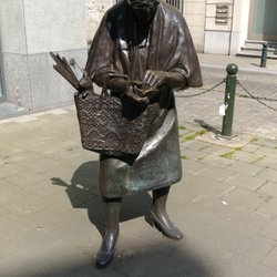 Madame Chapeau - Madame Chapeau in Bruxelles