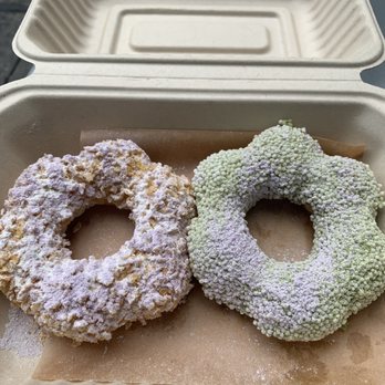 AlimamaTea - Cereal Mochi Donut and Matcha Mochi Donut - Desserts Near Me - New York, New York AlimamaTea - Cereal Mochi Donut and Matcha Mochi Donut - Desserts Near Me - New York, New York