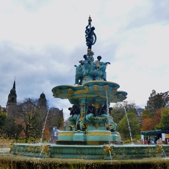 Ross Fountain - Ross Fountain_Yelp_Sanju-8 - Landmarks & Historical Buildings Near Me - Edinburgh, EDH