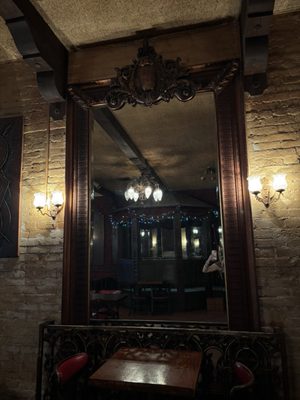 Warren's Inn by null