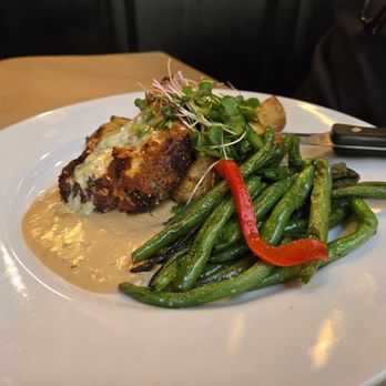 Tavern 109 - Crusted filet - New American Near Me - Williamston, Michigan Tavern 109 - Crusted filet - New American Near Me - Williamston, Michigan