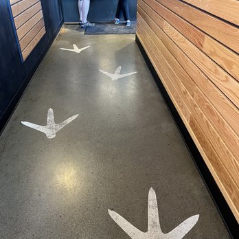Big Chicken - Walking aisle to cashier - Chicken Shop Near Me - Renton, Washington