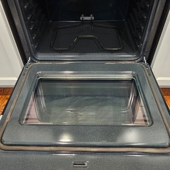 Emily's Magic Touch Cleaning Service - After oven cleaning - Home Cleaning Near Me Emily's Magic Touch Cleaning Service - After oven cleaning - Home Cleaning Near Me