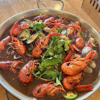 Friendship BBQ - Spicy crawfish and clams - Chinese Near Me - Santa Clara, California