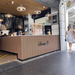 Cafe Brunelli - Front Entrance