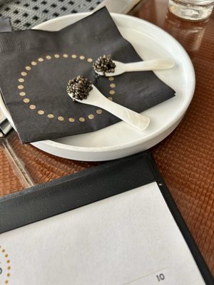Pops for Champagne by null