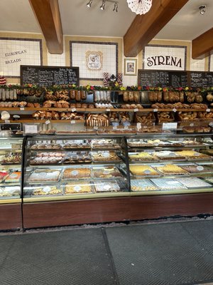 Syrena Bakery by null