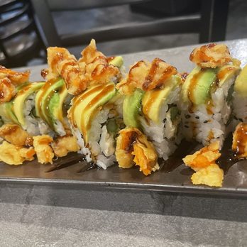 Full Moon Izakaya - Far Side vegetarian roll - Sushi Bars Near Me - Phoenix, Arizona