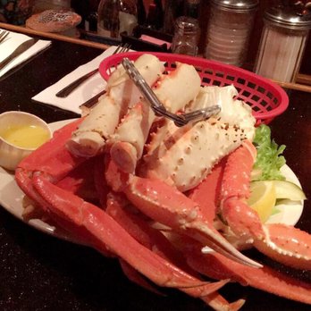 Half Shell - Snow crab and king crab combo - Seafood Near Me - Chicago, Illinois
