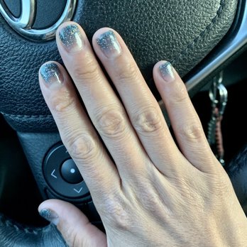 KW Nail Lounge - Tammy did my mani. She said she's never done ombré before but I think she did a great job. - Nail Salons Near Me - Redlands, California KW Nail Lounge - Tammy did my mani. She said she's never done ombré before but I think she did a great job. - Nail Salons Near Me - Redlands, California
