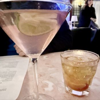 Boodles Restaurant - Cosmo and old fashioned - American Near Me - Madison Heights, Michigan