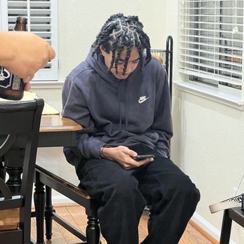 Twisted Loc Lounge - Hair Stylists Near Me - Sacramento, California Twisted Loc Lounge - Hair Stylists Near Me - Sacramento, California