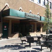 Famous Footwear Closed 20 Photos Shoe Stores 40 Catherwood