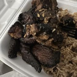 Golden Krust Caribbean Restaurant - Find the plantain ?